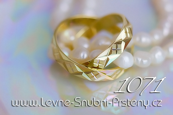 Snubní prsteny 1071